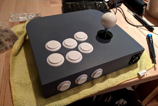 6 Button Fight Stick by bipedal