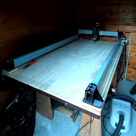 Mycnc - A budget, BIG cnc machine.  by luuucas