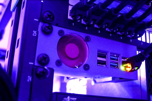 Raspberry Pi 4 1U Rackmount With 40mm Fan by runie360