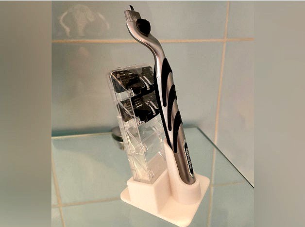 Holder for razor and razor blades by maffucci