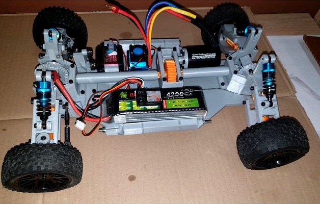 4WD RC car with printable differential by ketonk