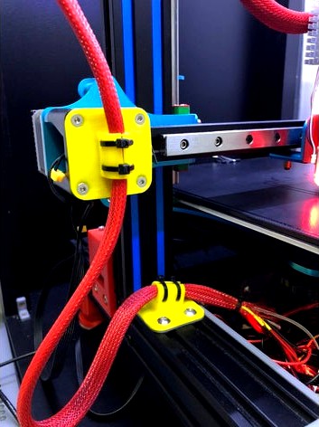 Ender 3 PRO X axis - Profile Cable Holder by RydzuM