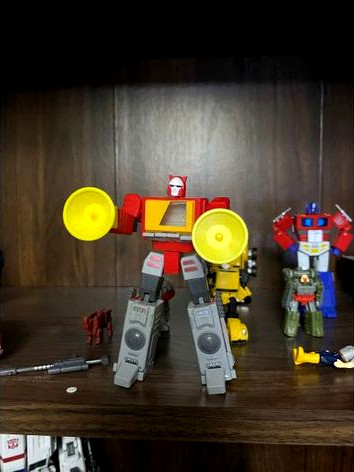 MF-49 Blaster Speaker by psyco_suicide