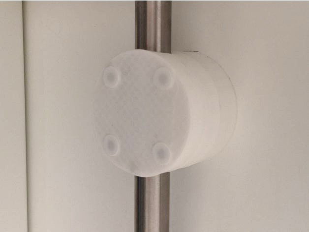 Pipe mounting bracket by assin