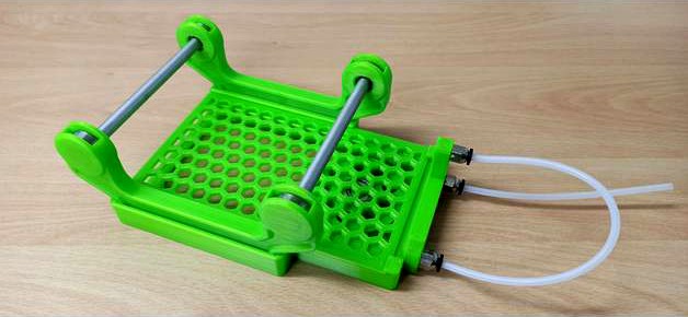 Spool Holder with integrated Buffer by toddel