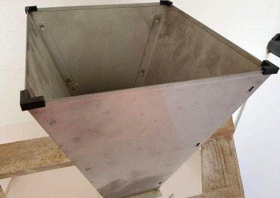 Malt mill corner fittings by Treholt