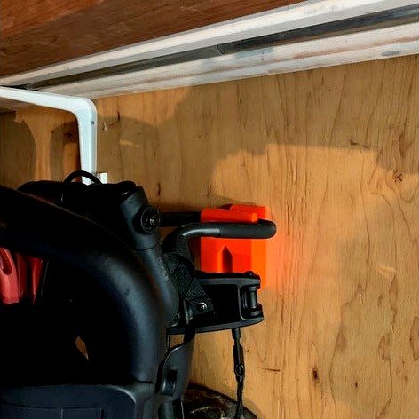 Clicgear golf trolley hook  by Motsie