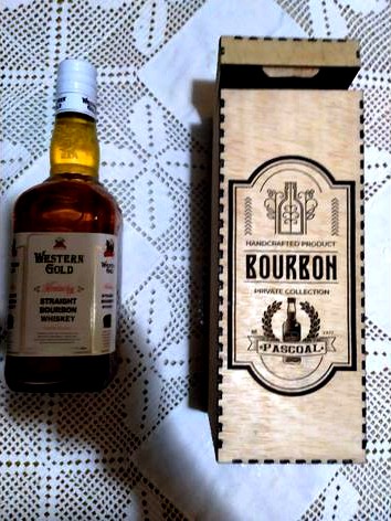 Laser cut Whisky Wooden Case by faisca2000