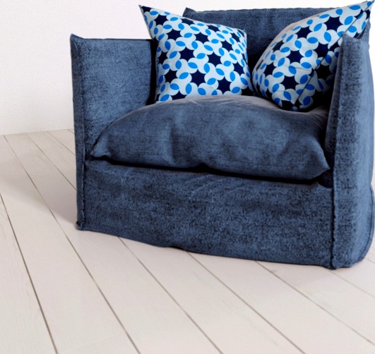 Armchair/Ghost