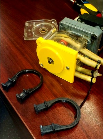 Peristaltic Pump Dual Hose Retainer by 2JZ_Tacupra