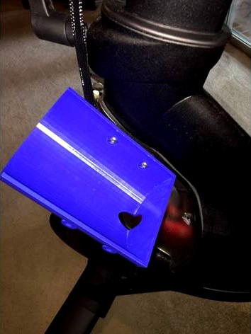 Peloton Nalgene and Hydro Flask water bottle holder by Goofynas