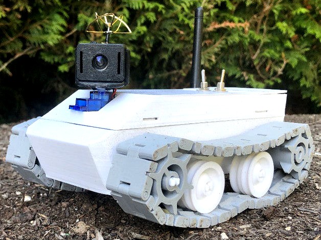 3D printed Arduino FPV RC Tracked Car With Controller by morris_lan