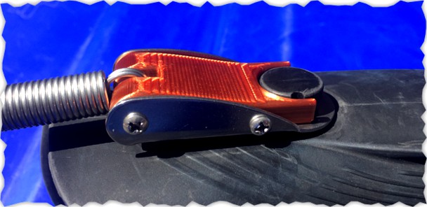 Spring Fin Strap Retention Block by lairdb