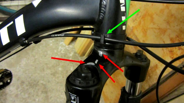 Bicycle jagwire holder fork protector by sash0k