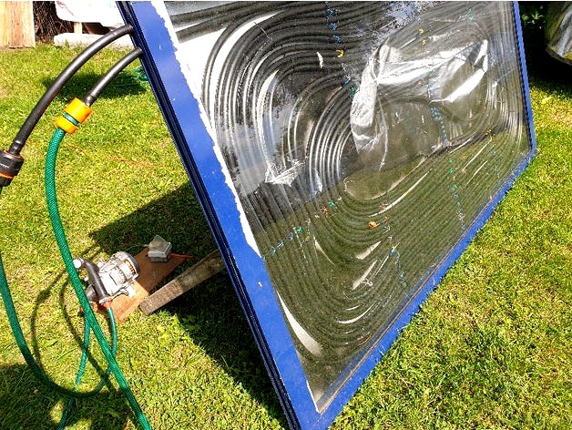 Solar water heater - cheap DIY by MadPrint