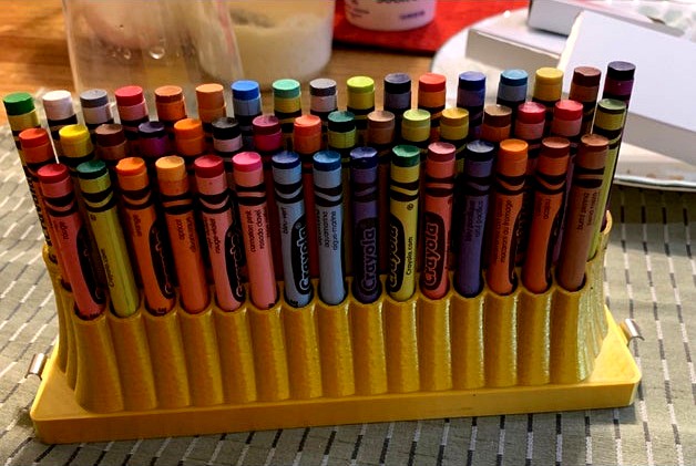 Crayon Holder (48 Crayons) by bitsplusatoms