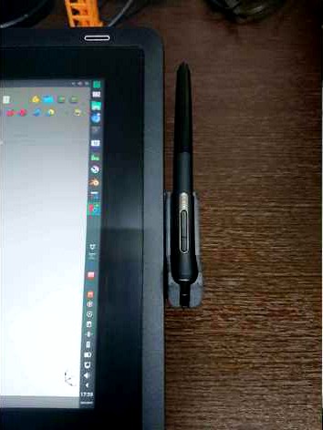 WACOM Cintiq16 Pen Holder by oii