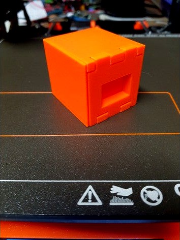 kais box by Eckmel