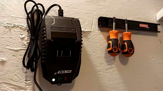 Parkside X20V Team Charger Wall Mount by jaaanik