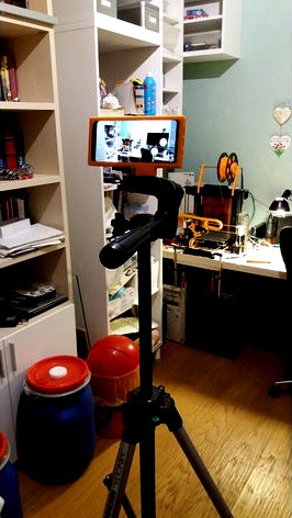 Galaxy S8 support for tripod mount by qymoscar