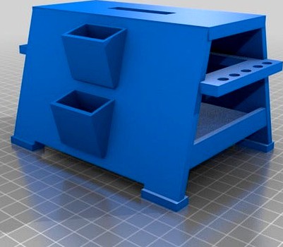 Wiring Stool 2.0 by patchen