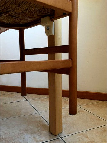 Chair uplift foldable for table leg "TYPE-U" by stv-is-it