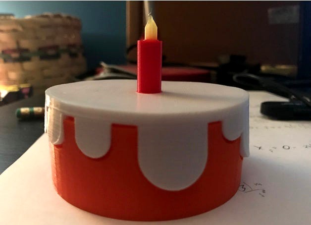 Simplistic Cake (Multi Color) by Maker_Mathieu