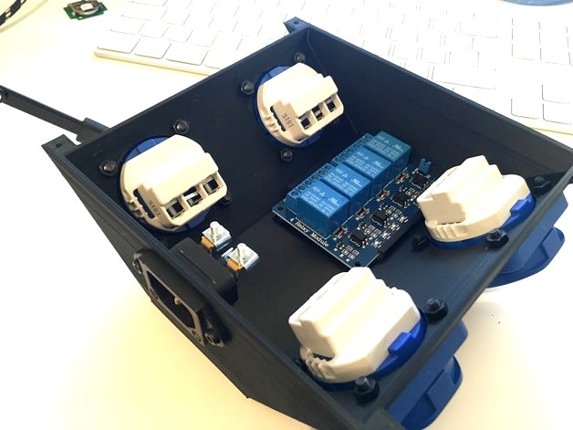 Arduino Relay Box by klein0r