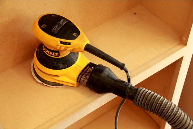 dewalt sander to small shop vac converter  by joorgawt