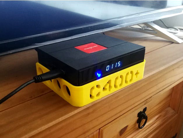 Magicsee C400+ TV Box cooling stand by drabisko
