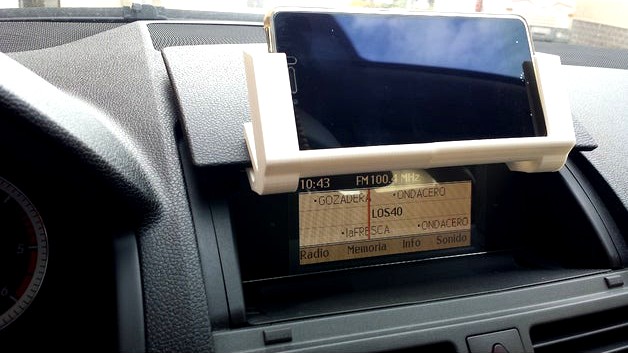 Smartphone holder(V2) for Mercedes Class C (for several measures)  by drd929