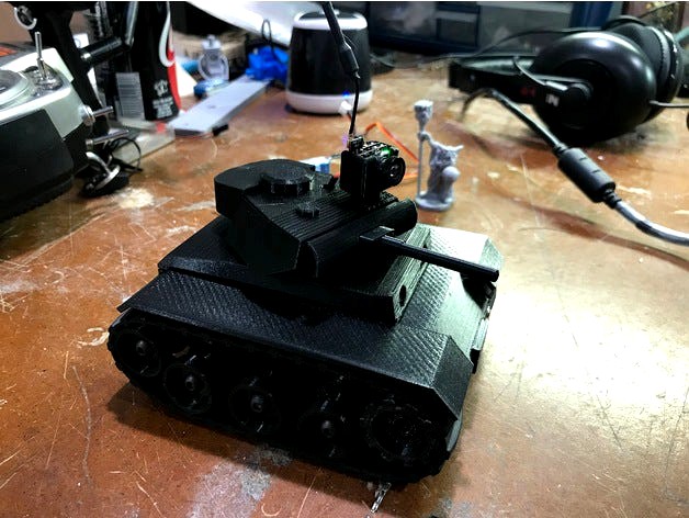 RC Mini Panzer Tank with working suspension by daddyboomalati