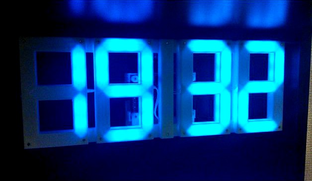 ws2812b LED wall and desktop clock (60LEDs/m 2LEDs/segment) by itoshin