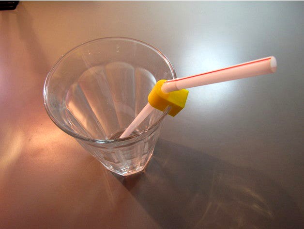 Customizable Straw Holder by Volksswitch