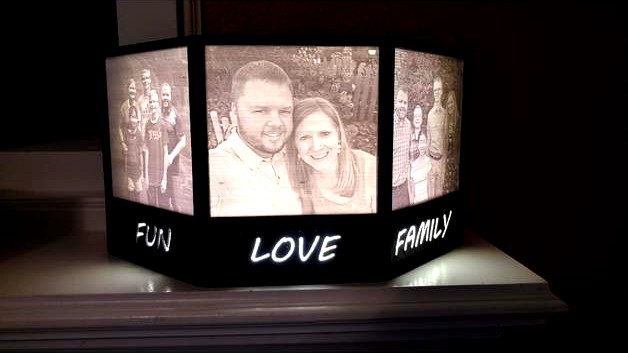Lithophane Lamp Frame -- 3-panel with nameplates by jasonemock