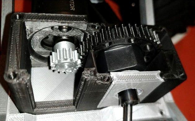 Adapter to fit NiKO2On's printed HSP 02024 gear into dlb5's MTC Diff by Saccco
