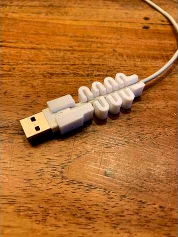 Apple Usb cable guard by jennech