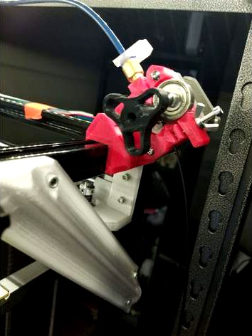 Angled Bowden Extruder Mount by JamesK1