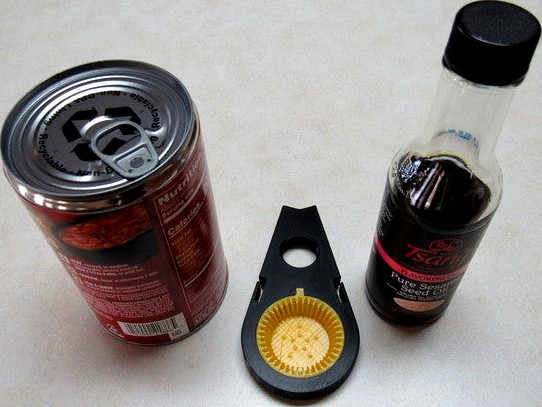 Pop-top Can and Bottle Opener by Volksswitch