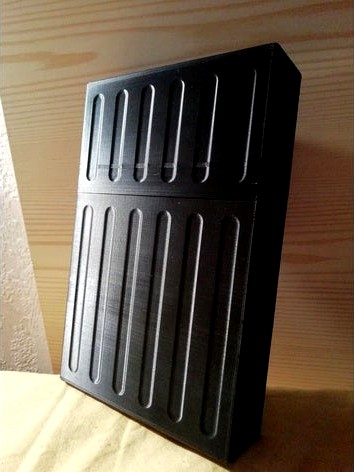 Magazine design 3,5" HDD storage box by vingaut
