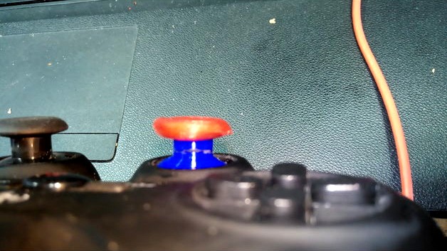 Bouchons Capuchons de Joystick by Bricoloup