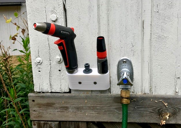 Garden tool holder by pitoya
