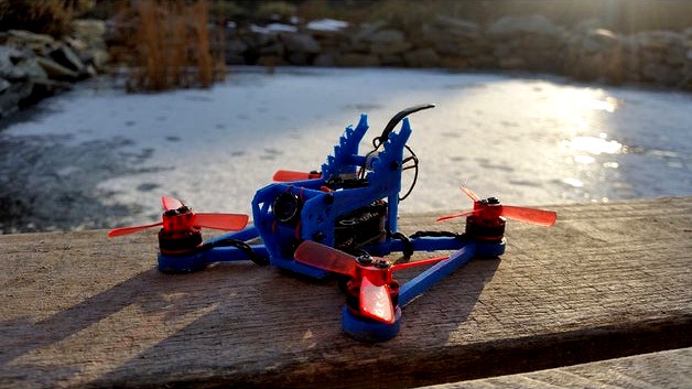 Str1ker RECHARGED 2018 (2" frame) by Flowr