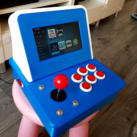 Yet Another Mini Arcade. Adjustable for 6 or 8 button config. by Canino