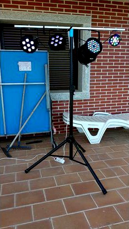 T-Bar rig on tripod for disco lights -DMX by JorFru