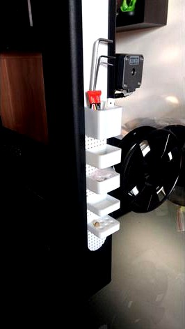 JGAurora A5 side toolbox by P_Erhard