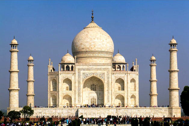 Taj Mahal by lizanna6576