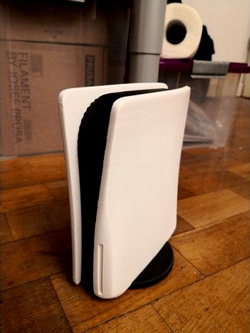 PS5 case for Raspberry Pi 4B by maximilian2807