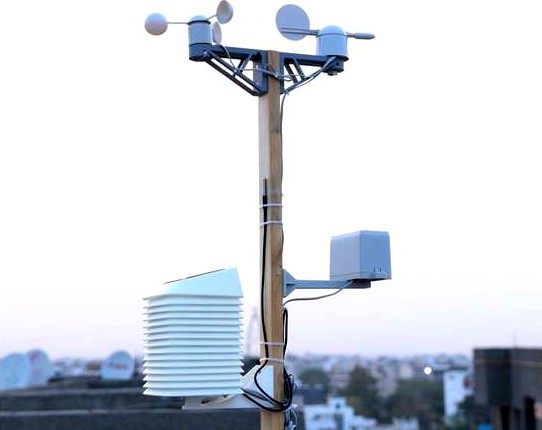 Solar Powered WiFi Weather Station V3.0 by OpenGreenEnergy