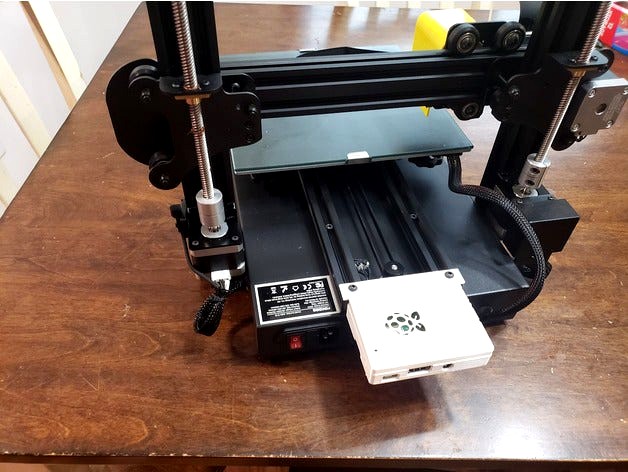 Fokoos back mountable Raspberry Pi case by BryanKoehn